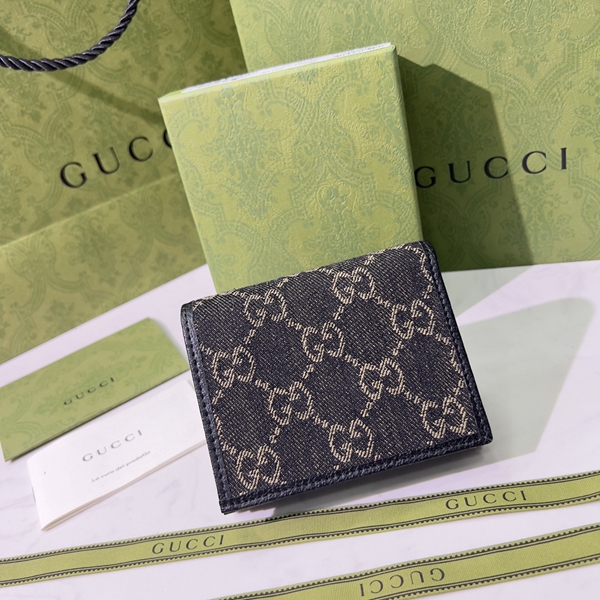 グッチ財布コピー背面デザイン